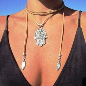 Silver Hamsa Pendant Necklace A1455